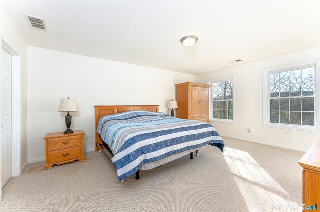 110 Oakwood Circle, Bristol, CT 06010