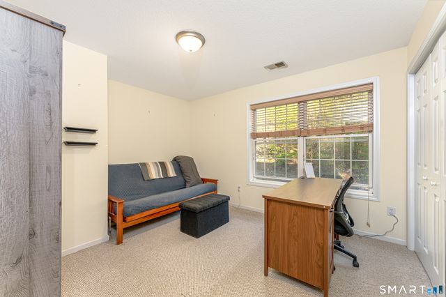 110 Oakwood Circle, Bristol, CT 06010