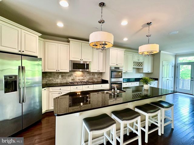 6967 COUNTRY CLUB TER, New Market, MD 21774