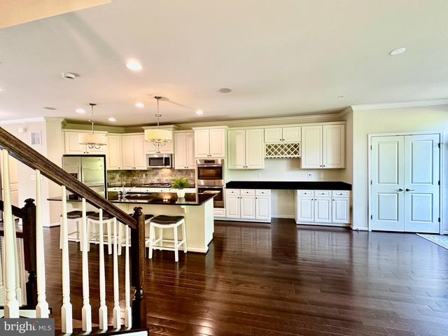 6967 COUNTRY CLUB TER, New Market, MD 21774