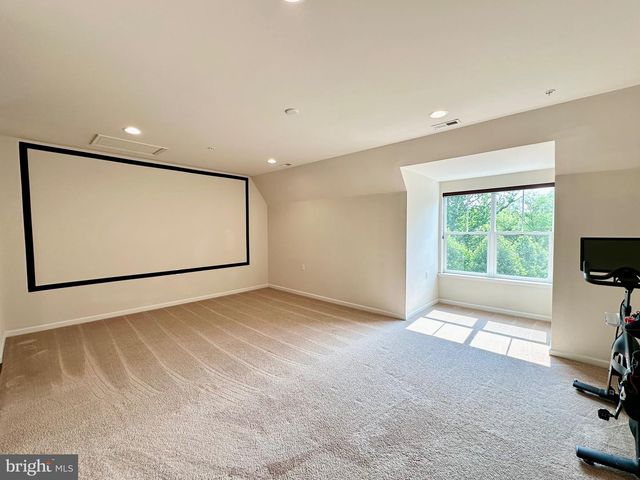 6967 COUNTRY CLUB TER, New Market, MD 21774