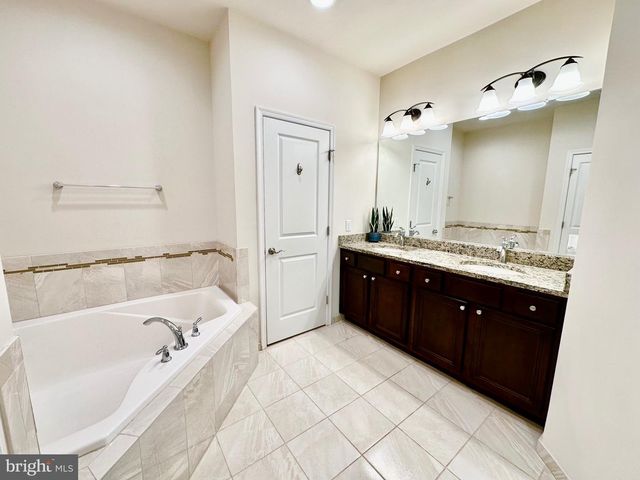 6967 COUNTRY CLUB TER, New Market, MD 21774