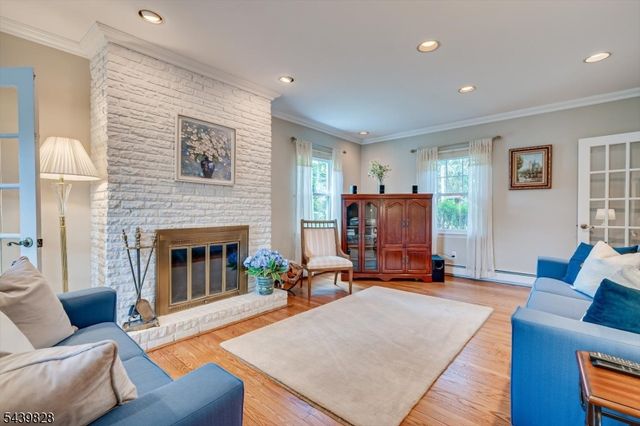 102 Michael St, Edison Twp., NJ 08820