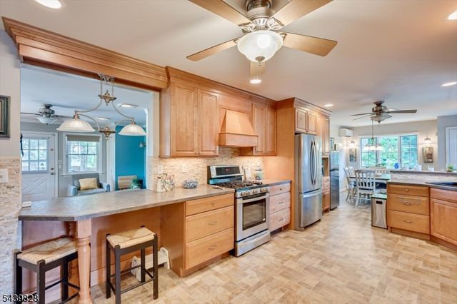102 Michael St, Edison Twp., NJ 08820