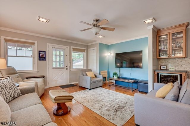 102 Michael St, Edison Twp., NJ 08820