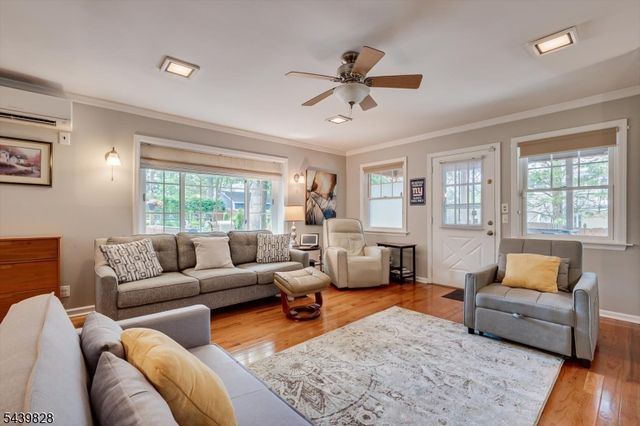 102 Michael St, Edison Twp., NJ 08820