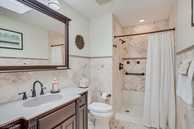 102 Michael St, Edison Twp., NJ 08820