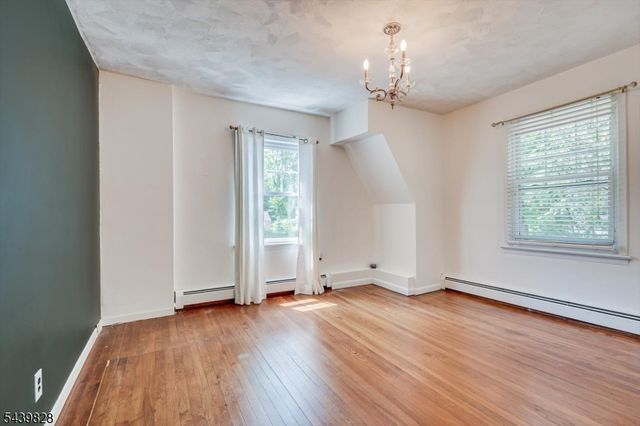 102 Michael St, Edison Twp., NJ 08820