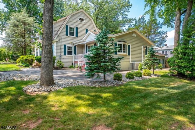 102 Michael St, Edison Twp., NJ 08820
