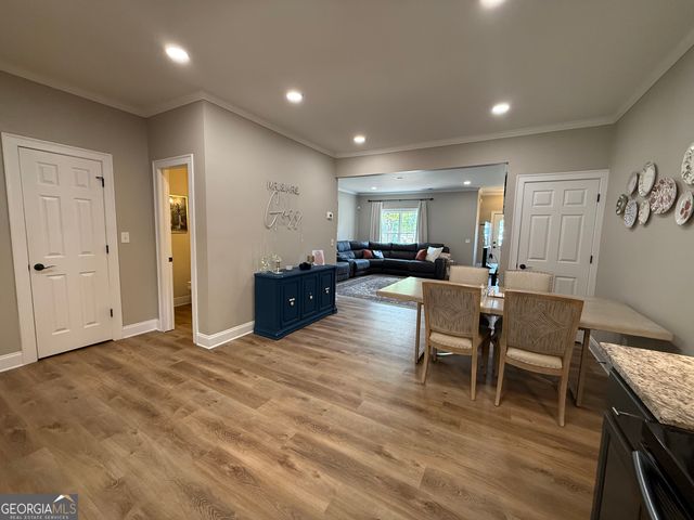 716 Manor Way 716, Cartersville, GA 30120