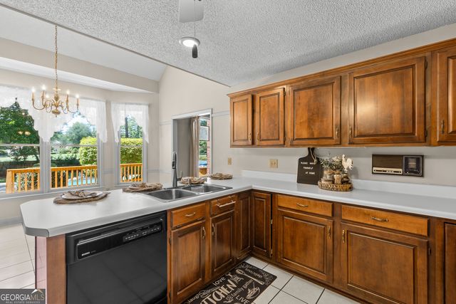 125 Bunkers Trail, Warner Robins, GA 31088