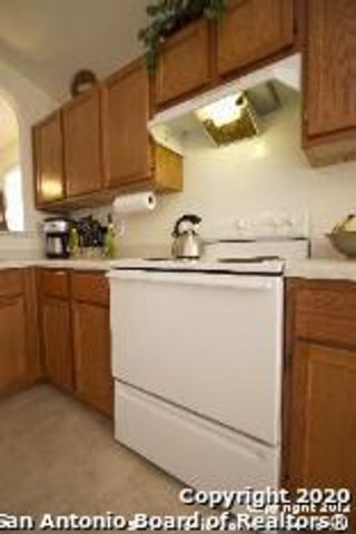 7919 Woodchase, San Antonio, TX 78240