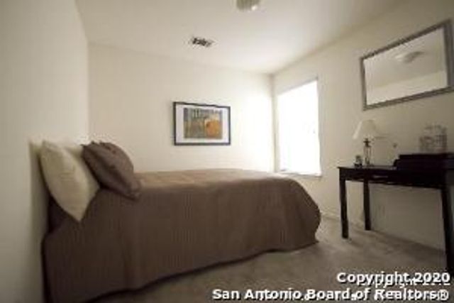 7919 Woodchase, San Antonio, TX 78240