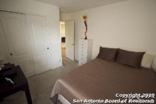 7919 Woodchase, San Antonio, TX 78240