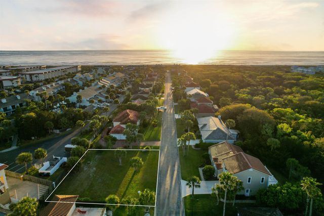 30 Bermuda Run Way, St Augustine Beach, FL 32080