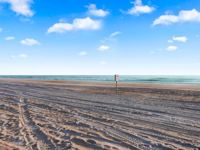 30 Bermuda Run Way, St Augustine Beach, FL 32080