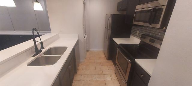 8601 Park Lane 735, Dallas, TX 75231