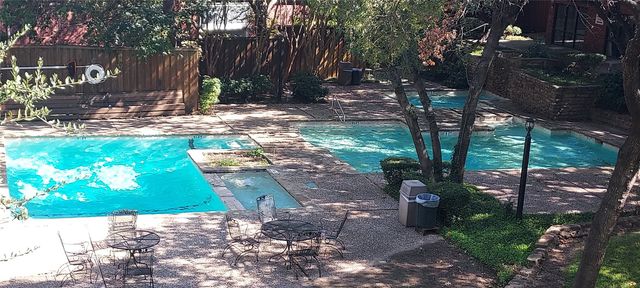 8601 Park Lane 735, Dallas, TX 75231