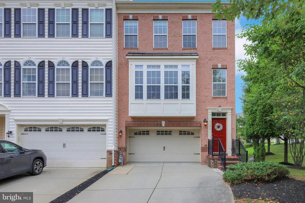 9850 SOLAR CRSE, Laurel, MD 20723