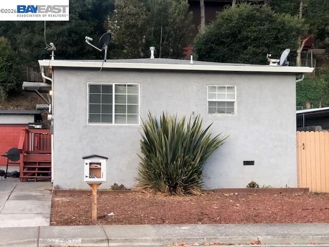 512 Tennent Ave, Pinole, CA 94564