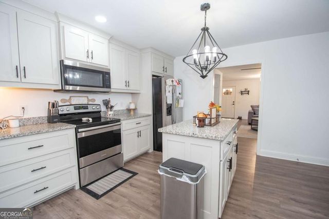 203 White Avenue, Hogansville, GA 30230