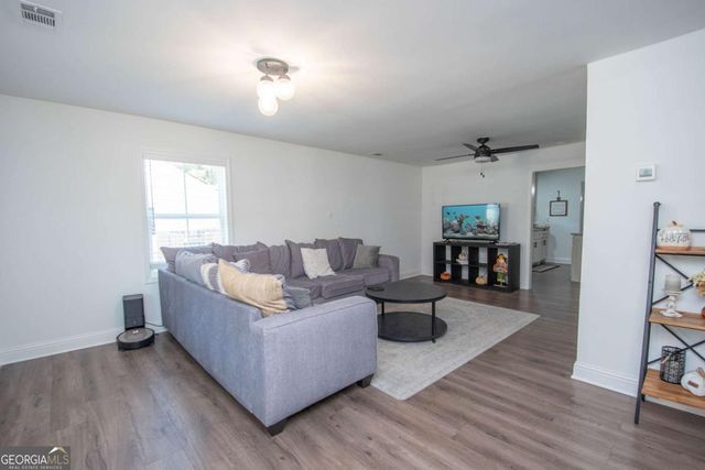 203 White Avenue, Hogansville, GA 30230