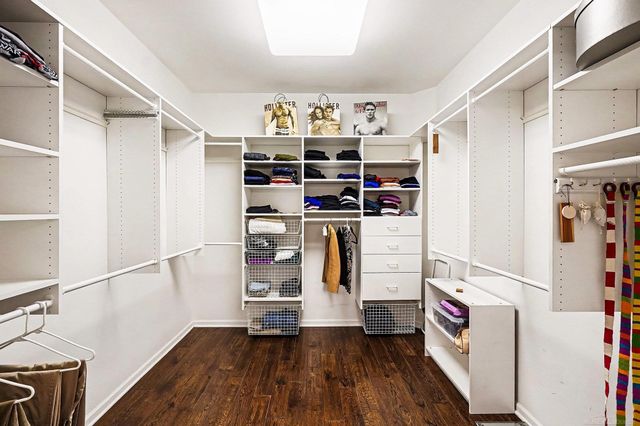 56187 Nickelby Street, Shelby Twp, MI 48316