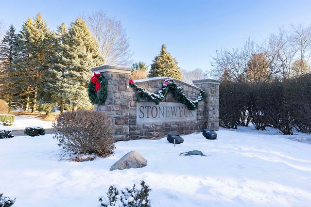 56187 Nickelby Street, Shelby Twp, MI 48316