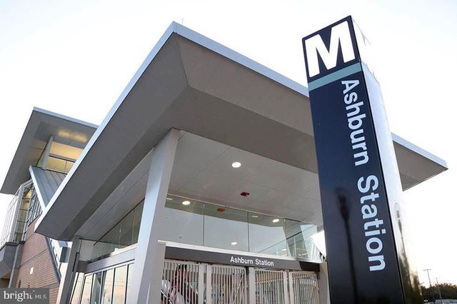 43405 CHARITABLE ST, Ashburn, VA 20148