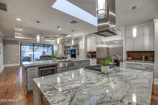 71 W CYPRESS Street, Phoenix, AZ 85003