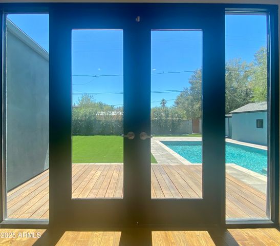 71 W CYPRESS Street, Phoenix, AZ 85003