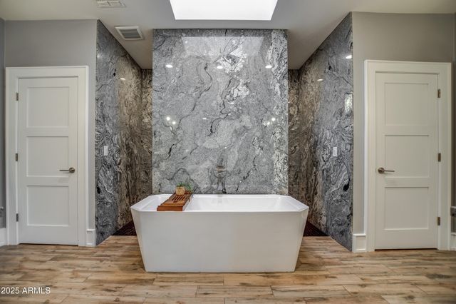 71 W CYPRESS Street, Phoenix, AZ 85003