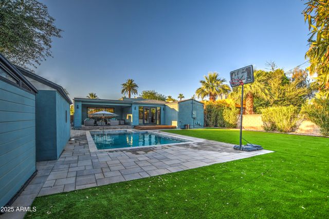 71 W CYPRESS Street, Phoenix, AZ 85003