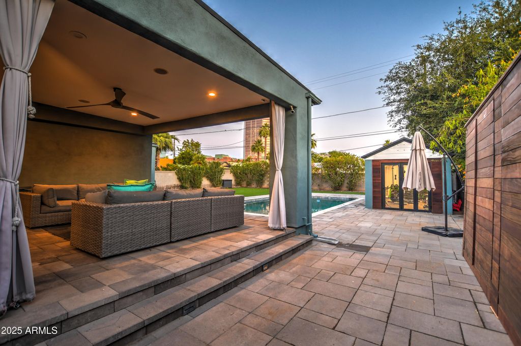 Image 42 of property listing at 71 W CYPRESS Street, Phoenix, AZ 85003
