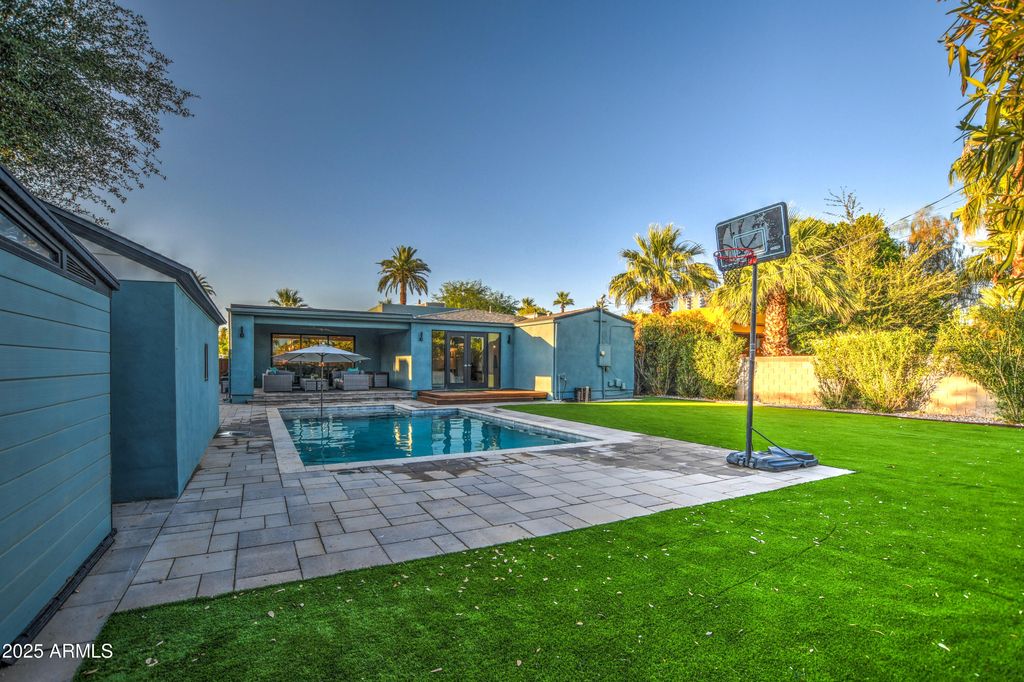 Image 44 of property listing at 71 W CYPRESS Street, Phoenix, AZ 85003