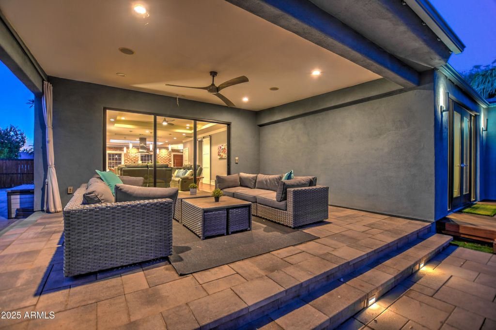 Image 52 of property listing at 71 W CYPRESS Street, Phoenix, AZ 85003
