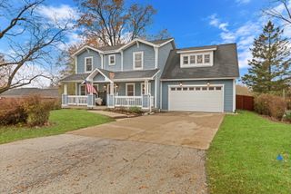 350 S Alleghany Road, Grayslake, IL 60030