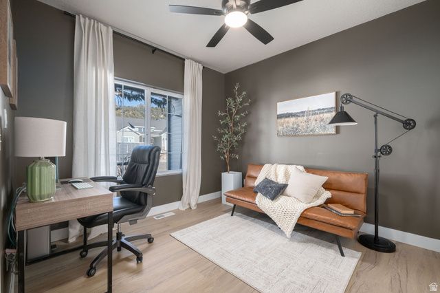 115 N STRATHMORE LN, Cedar City, UT 84720