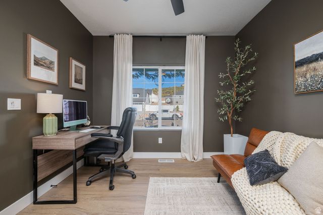 115 N STRATHMORE LN, Cedar City, UT 84720