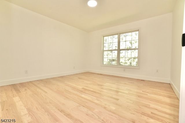 330 Winthrop Dr 303, Nutley Twp., NJ 07110