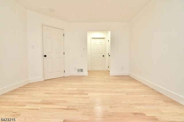 330 Winthrop Dr 303, Nutley Twp., NJ 07110