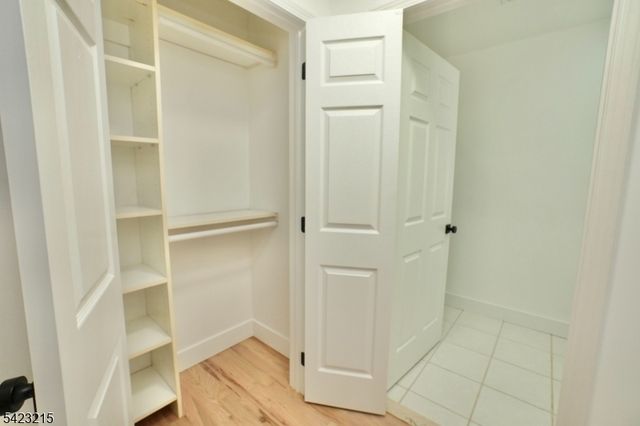 330 Winthrop Dr 303, Nutley Twp., NJ 07110