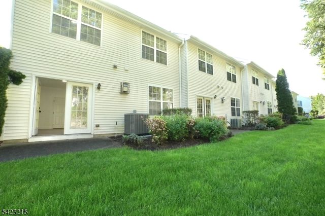 330 Winthrop Dr 303, Nutley Twp., NJ 07110