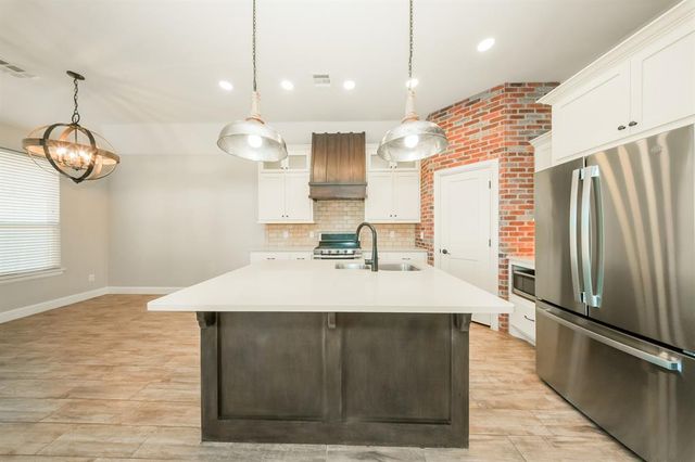 2517 SE 38th Street, Moore, OK 73160