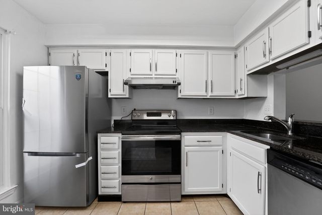 8114 CLOVERHURST RD, Glen Burnie, MD 21061