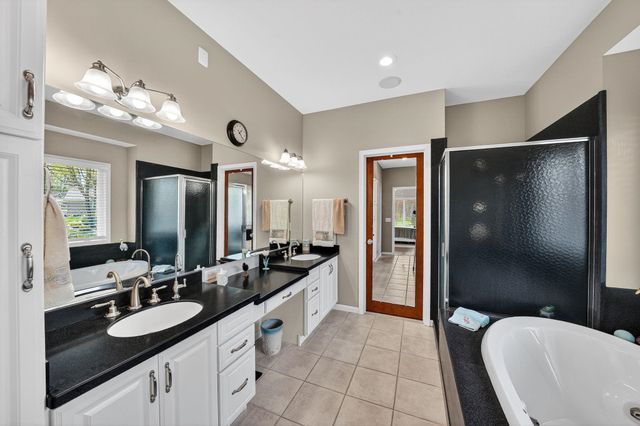 20323 Fieldstone Crossing, Goshen, IN 46528