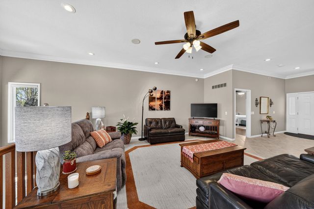 20323 Fieldstone Crossing, Goshen, IN 46528