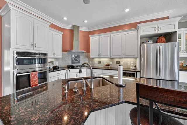 20323 Fieldstone Crossing, Goshen, IN 46528