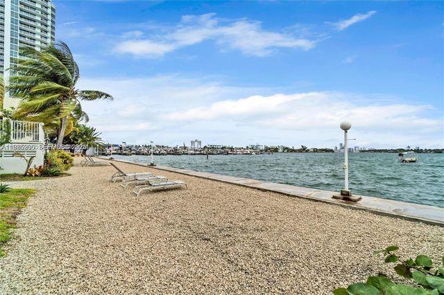 7545 E Treasure Dr 9H, North Bay Village, FL 33141