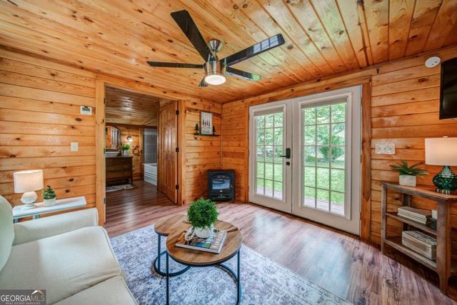 64 Bear Lake Drive, Blue Ridge, GA 30513